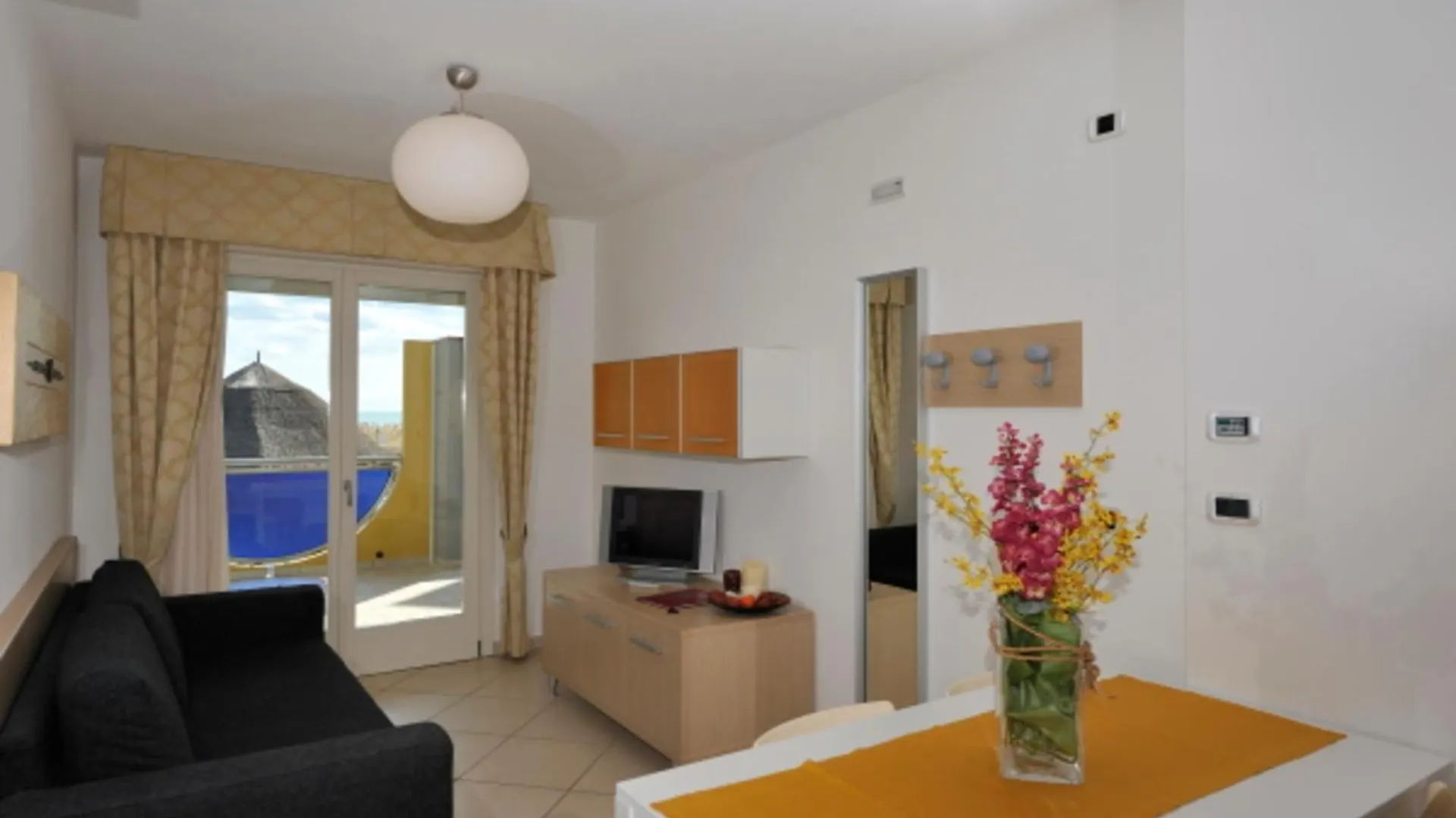 Spacious Seaview Apartment With A Big Terrace Bibione