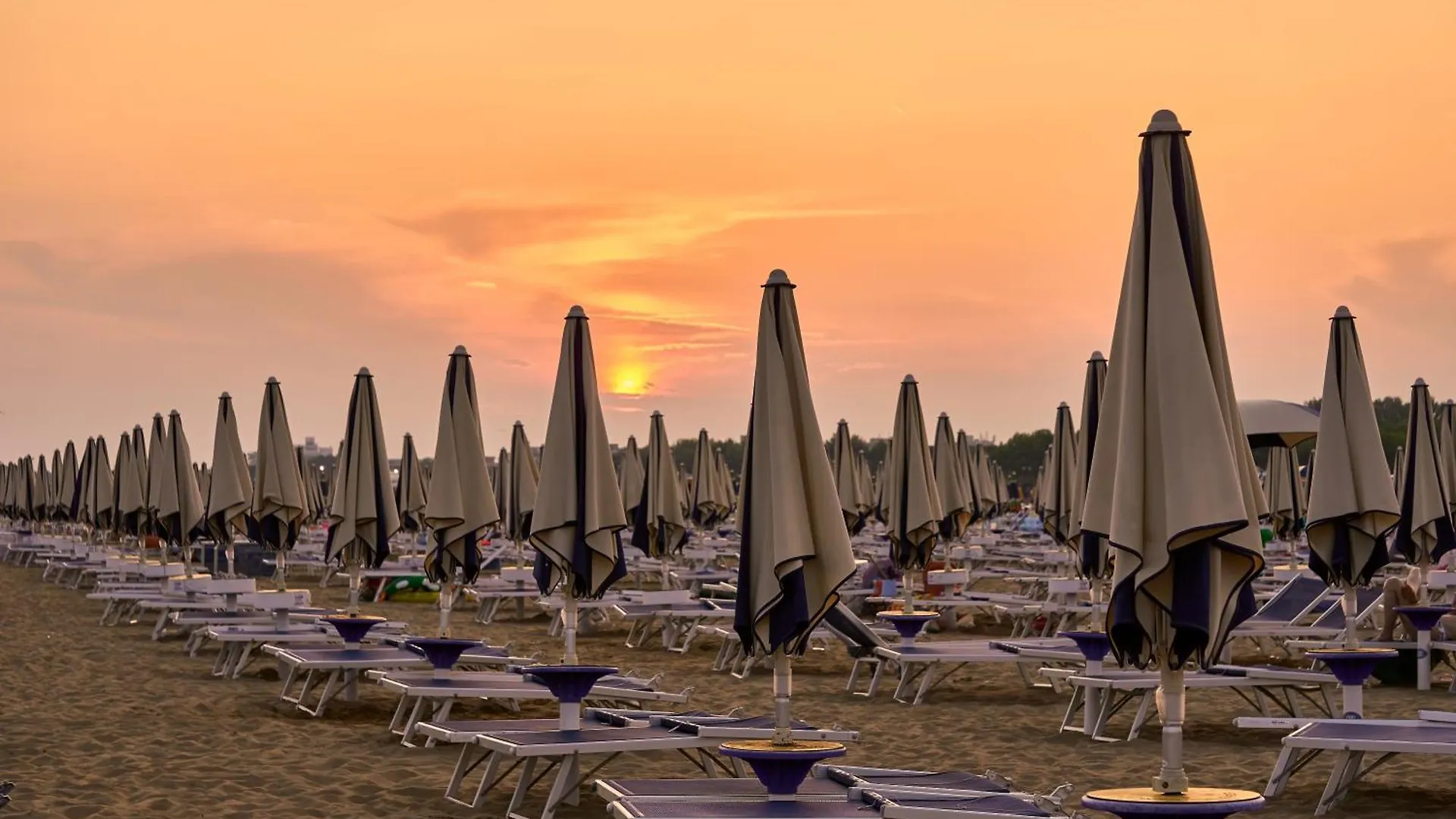 Spacious Seaview Apartment With A Big Terrace Bibione 0*,  Italy