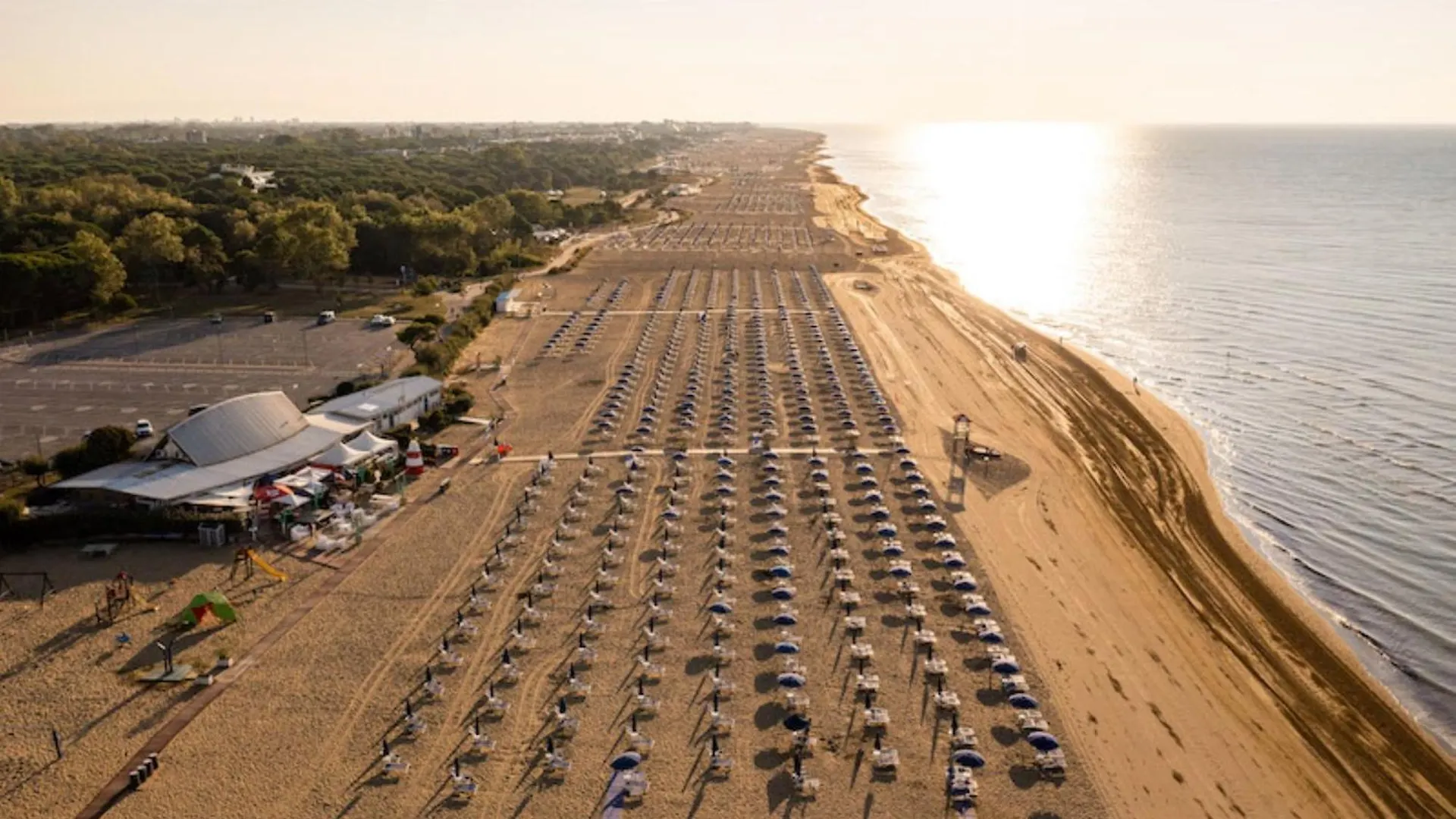 Spacious Seaview Apartment With A Big Terrace Bibione