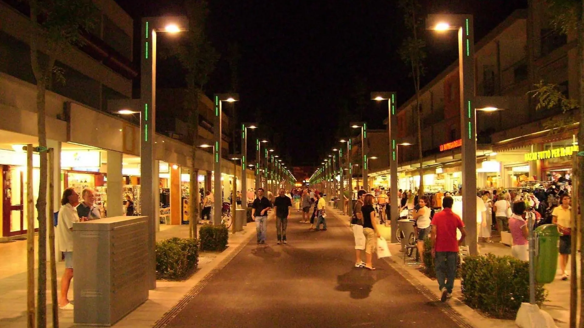 Spacious Seaview Apartment With A Big Terrace Bibione